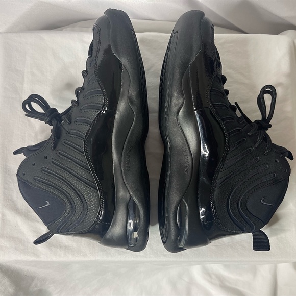 "PRE-OWNED" *RARE FIND* BOYS SIZE 7 NIKE AIR BAKIN SHOE "BLACKOUT" *WORN ONCE* - Picture 7 of 9